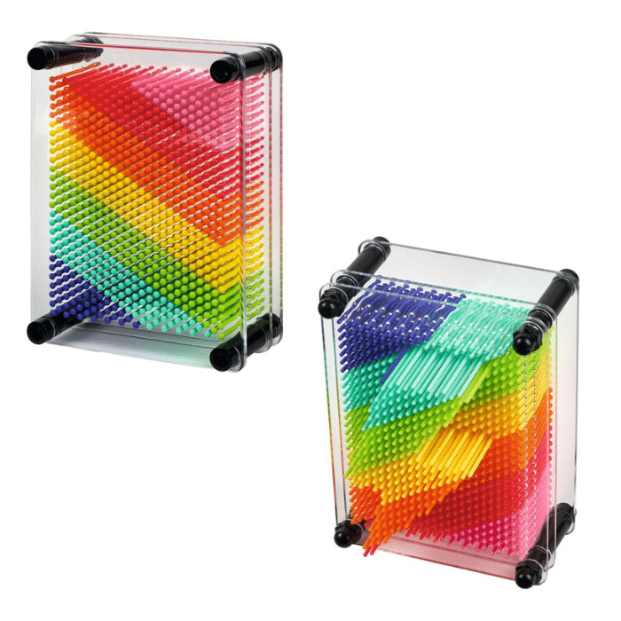 3D-Nagelbilder Regenbogen Pin Art - Schulhefte-Aktion